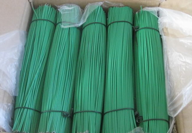 Green Coated Iron Wire Cut to Size in Bundles